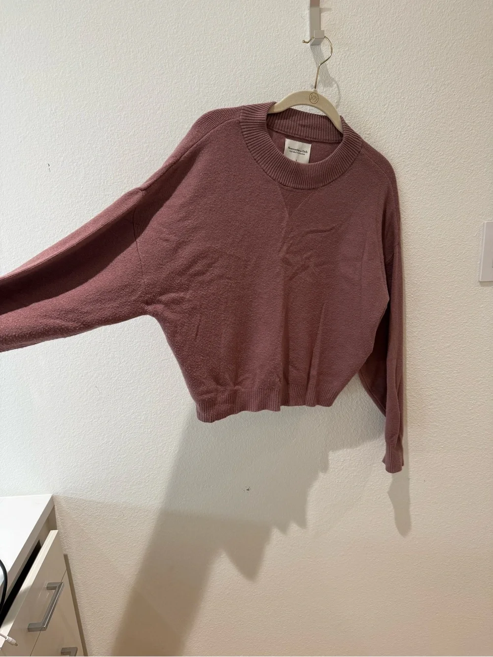 Abercrombie & Fitch Mauve Crewneck Sweater